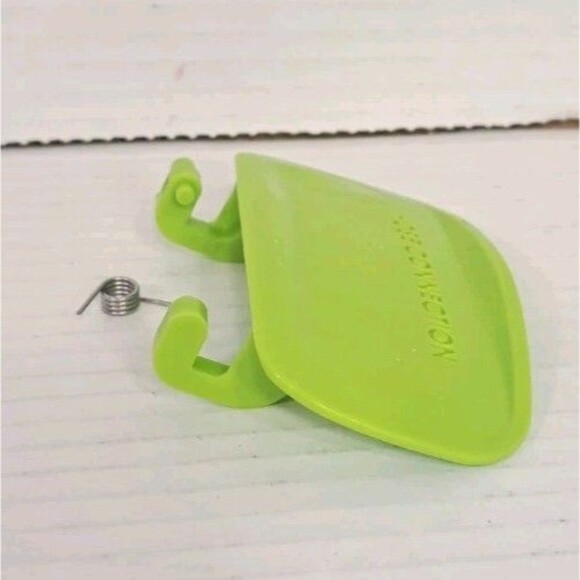 Hoover Dual Power Max Pet FH54010 Hose Connection Cover Door w/ Spring OEM - Picture 4 of 4